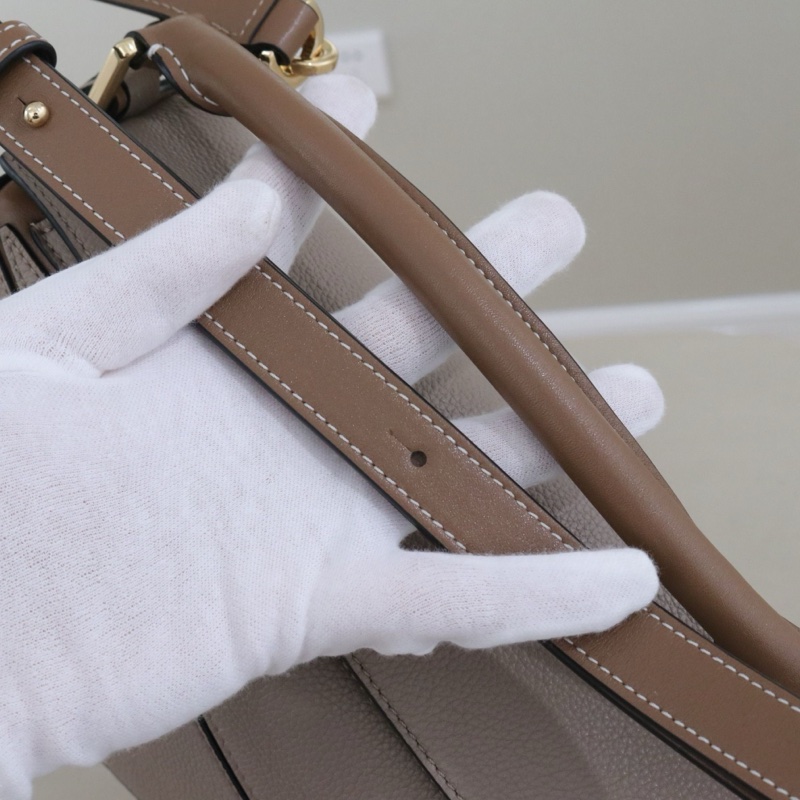 99新，Loewe Puzzle小號變形包，沙色荔枝紋牛皮拼色 尺寸24*15*10.5，配件防塵袋。-7