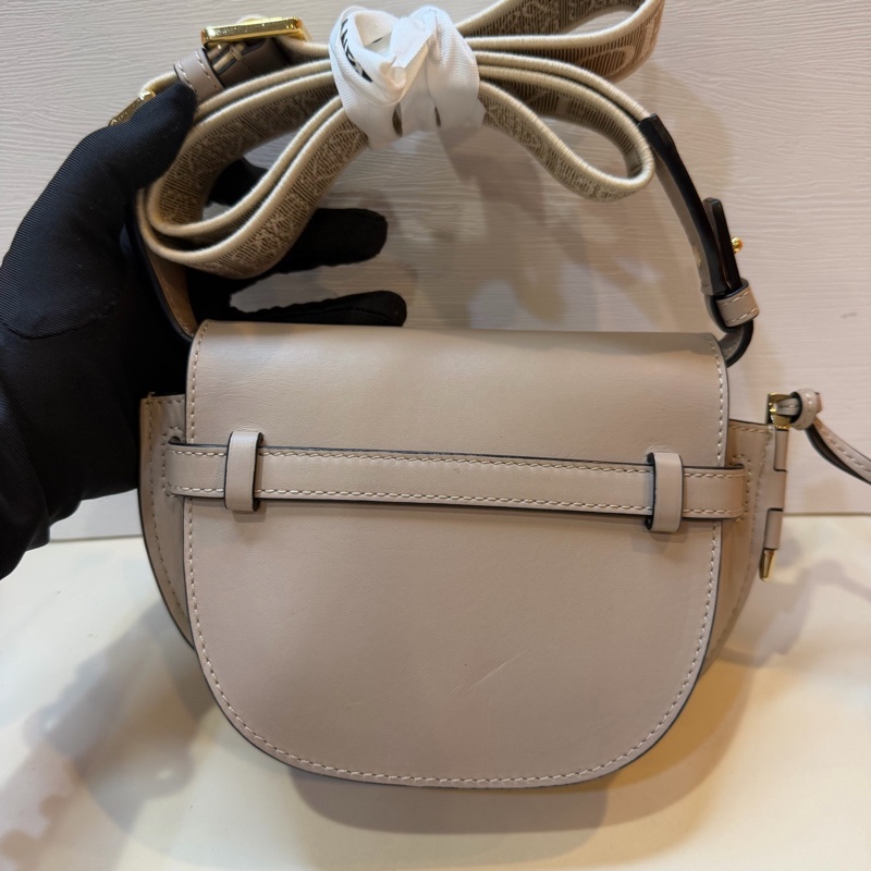 LOEWE羅意威  22年奶茶色 Gate Dual蝴蝶結馬鞍包 底20cm-1
