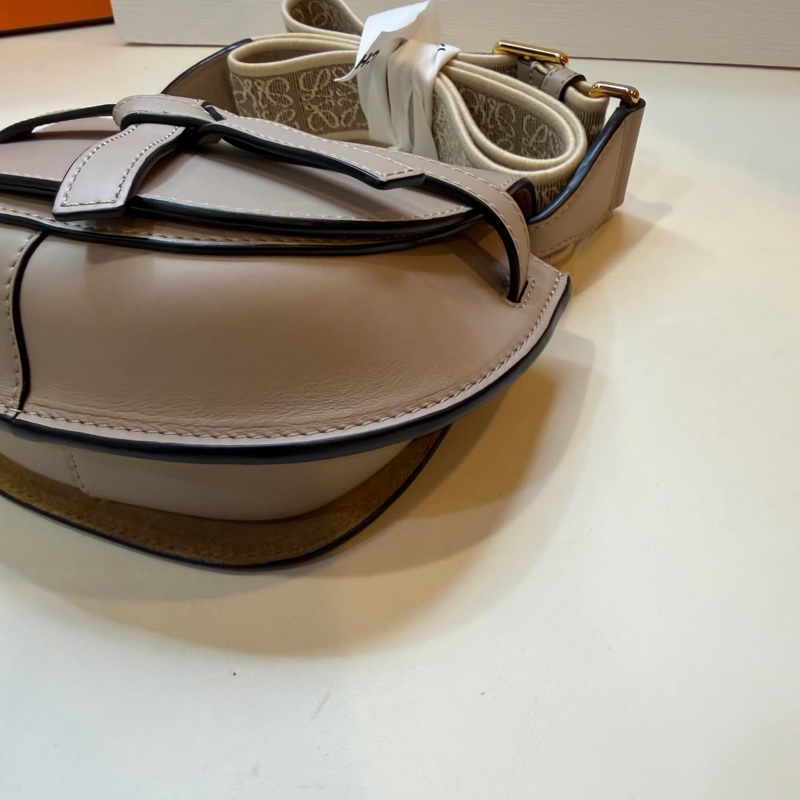 LOEWE羅意威  22年奶茶色 Gate Dual蝴蝶結馬鞍包 底20cm-6