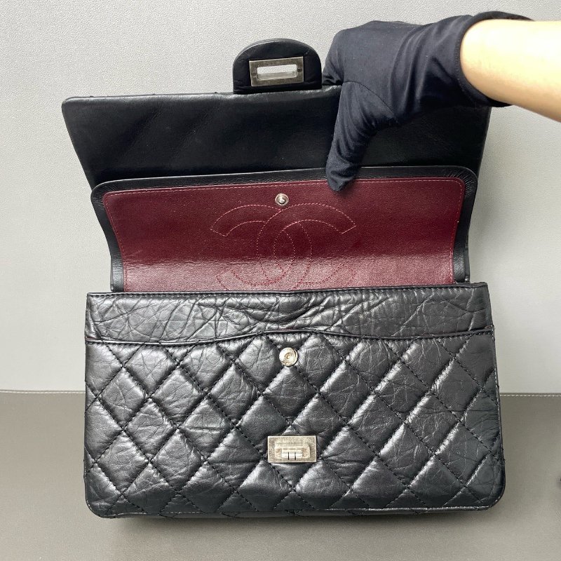 香奈兒/Chanel 2.55 黑銀牛皮肩背斜背鏈條包 經典口蓋設計 頭層牛皮+複古菱格纹-10