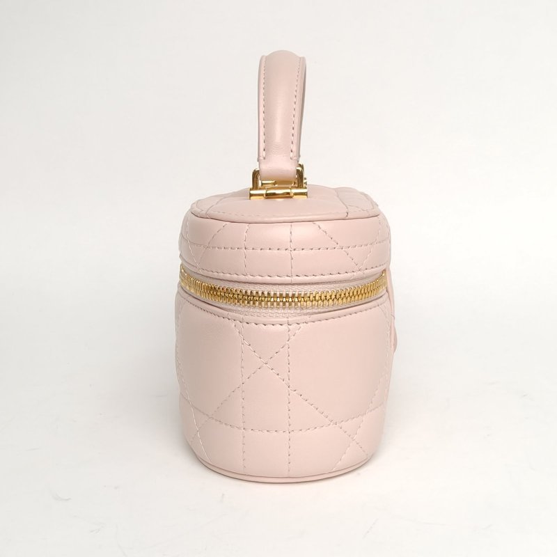 DIOR 粉色羊皮金扣202430MontaigneCaro化妝包肩背包-1