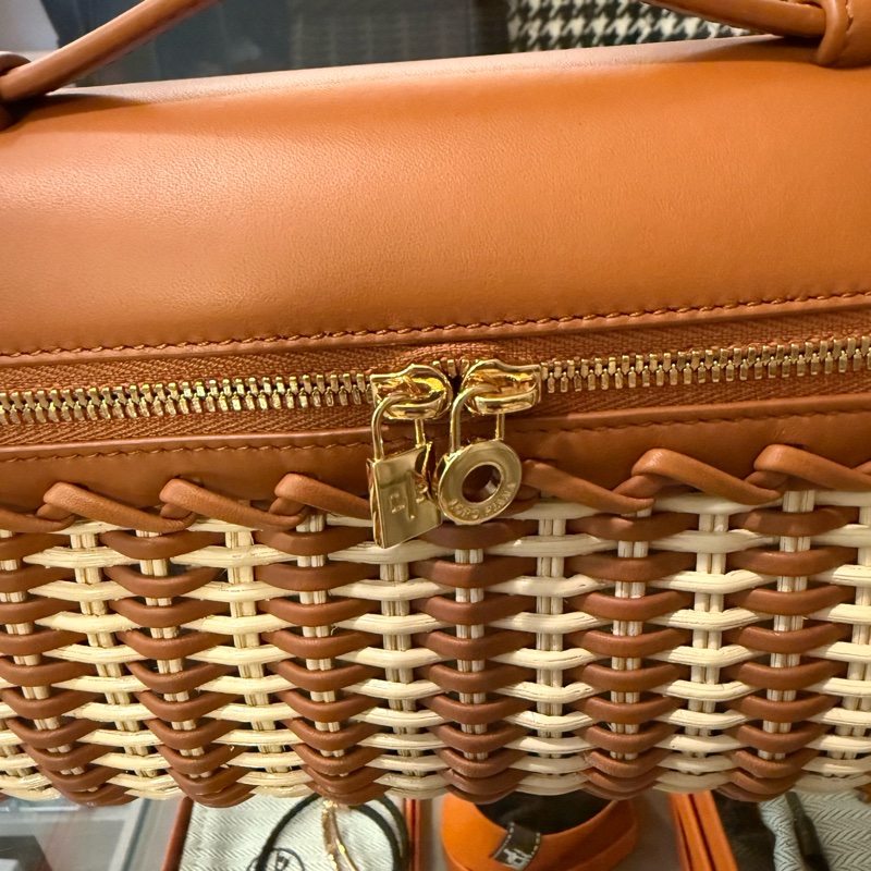Loro Piana L19 wicker-2