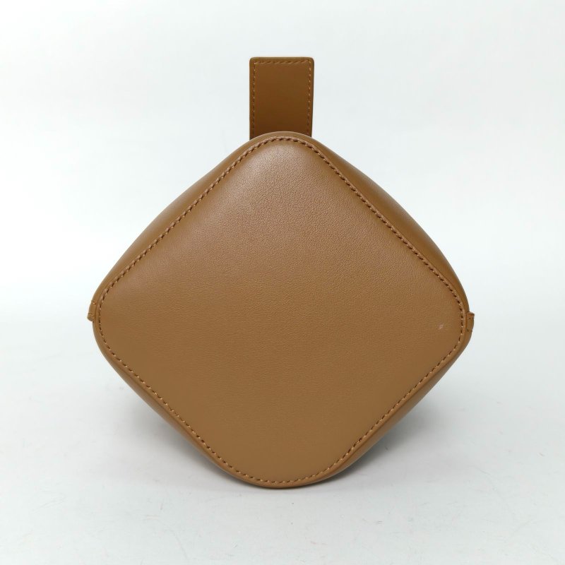 LOEWE PebbleBucketmini16水桶包棕色牛皮金扣肩背包-4