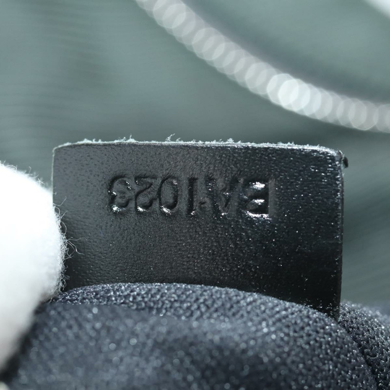 【日本直送】路易威登 Taiga 便攜式 Cinque Cintre 服裝套 M30704 LV 正品 bs33544-11