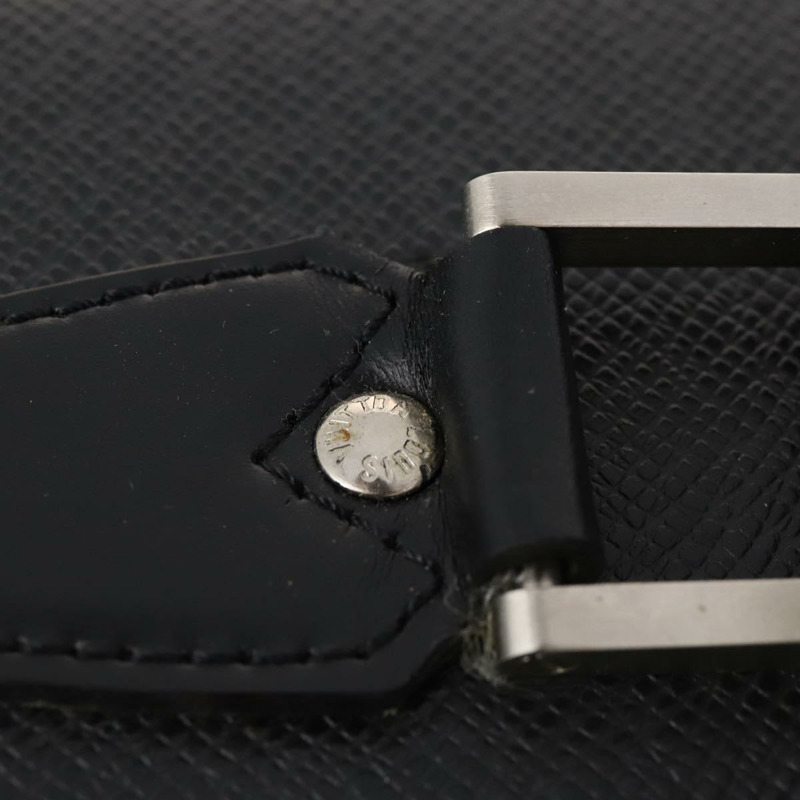 【日本直送】路易威登 Taiga 便攜式 Cinque Cintre 服裝套 M30704 LV 正品 bs33544-22