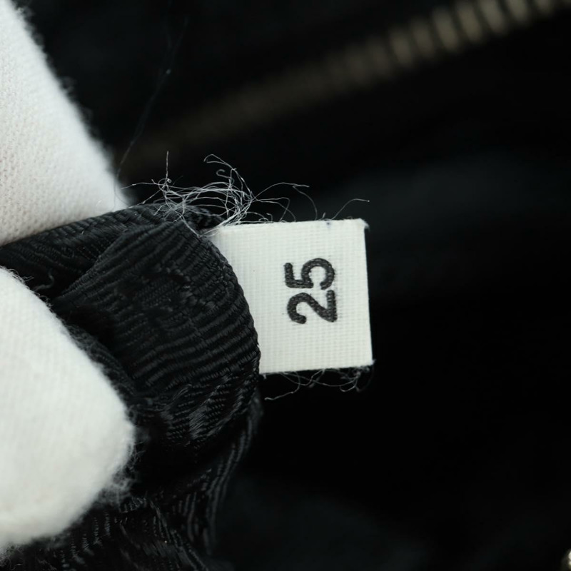【日本直送】PRADA 黑色金色皮革雙肩包 正品 am10852SAV-10