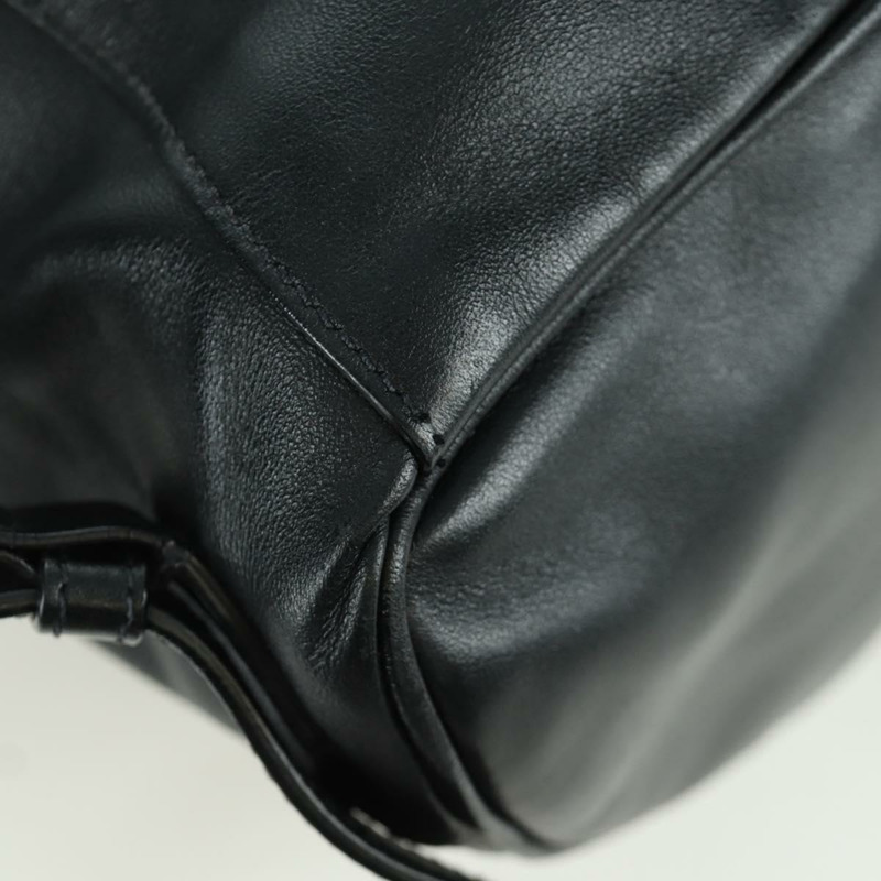 【日本直送】PRADA 黑色金色皮革雙肩包 正品 am10852SAV-17