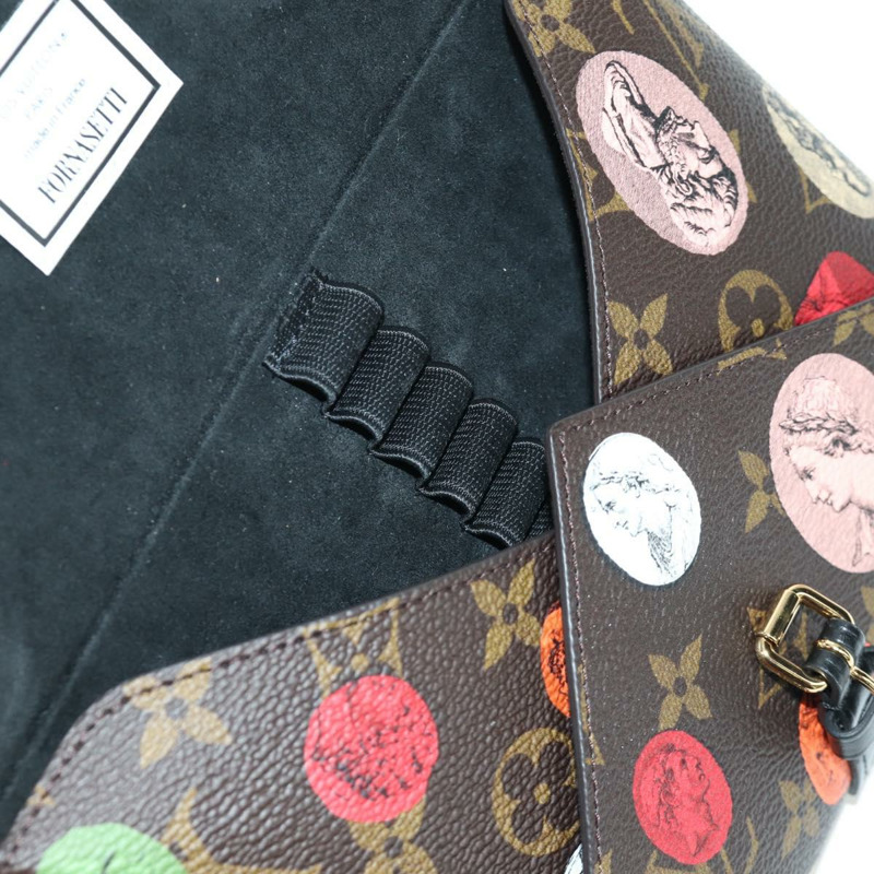【日本直送】路易威登 Monogram Fornasetti Color Pouch Pouch GI0697 LV Auth 172368M-19