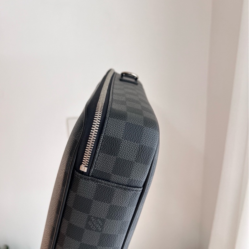 99新 Louis Vuitton 路易威登 黑棋盤格 公文包 電腦包 尺寸38*31。-7