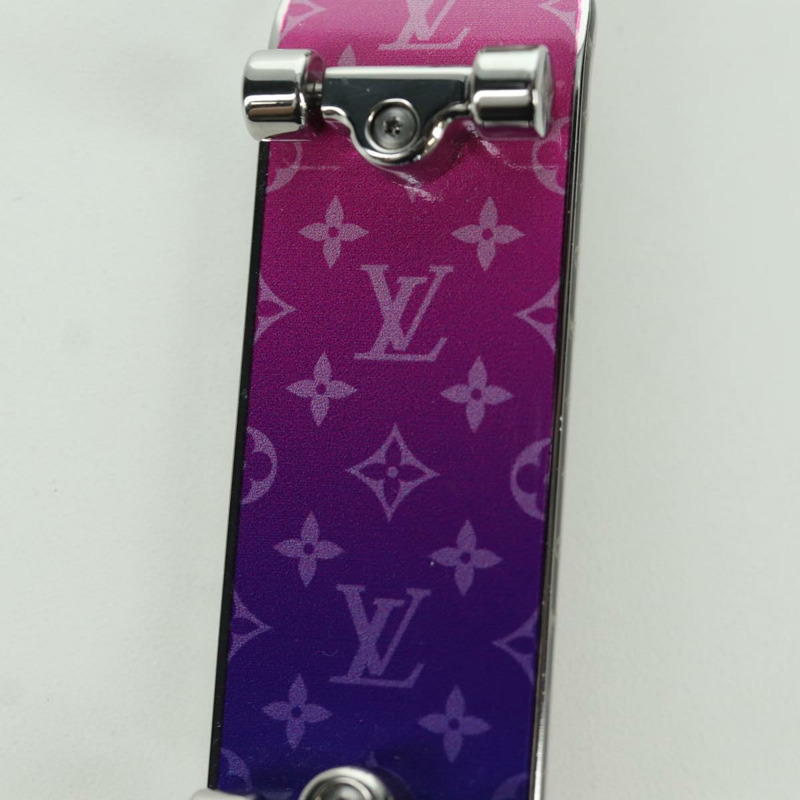 【日本直送】路易威登 Bijoux Sac Skate Board Charm 金屬銀色 MP3269 Auth 168252M-2