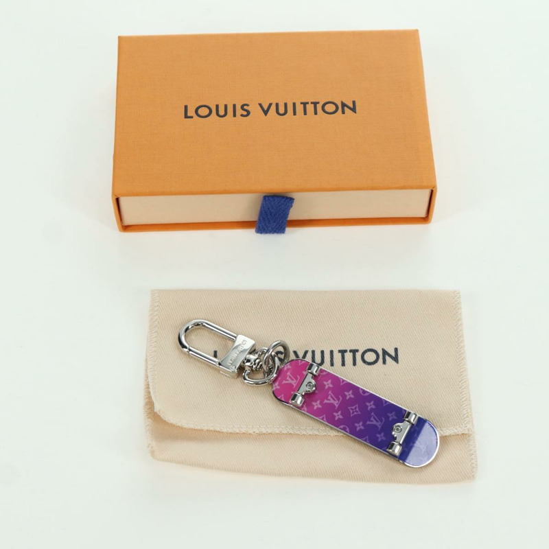 【日本直送】路易威登 Bijoux Sac Skate Board Charm 金屬銀色 MP3269 Auth 168252M-11