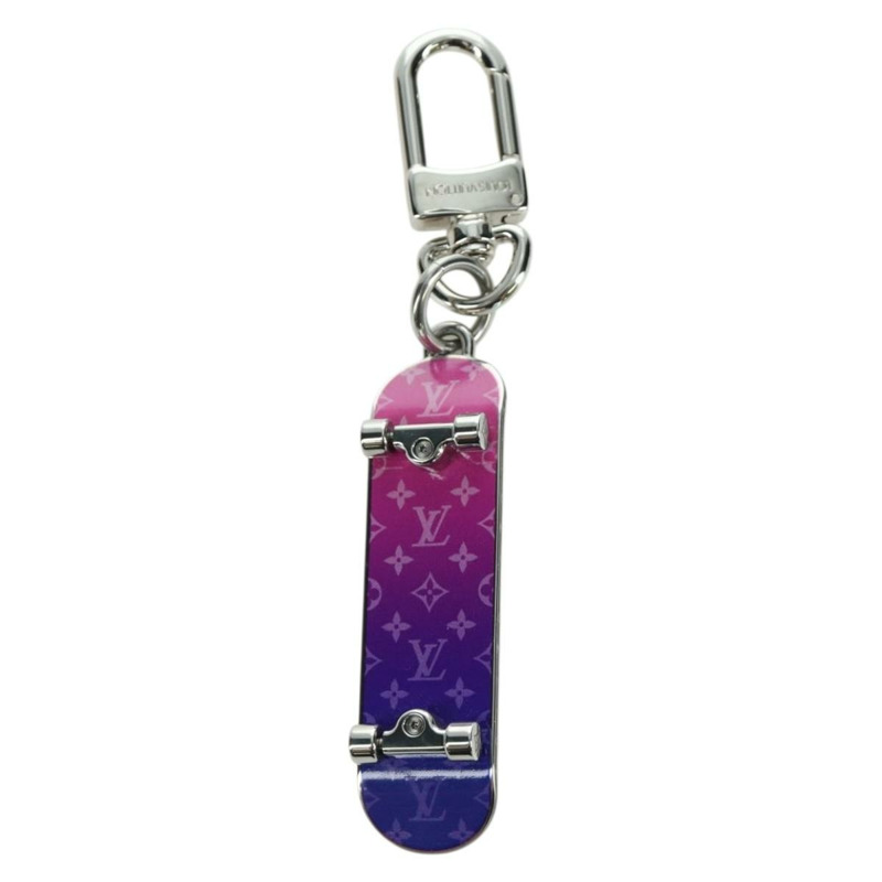 【日本直送】路易威登 Bijoux Sac Skate Board Charm 金屬銀色 MP3269 Auth 168252M-12
