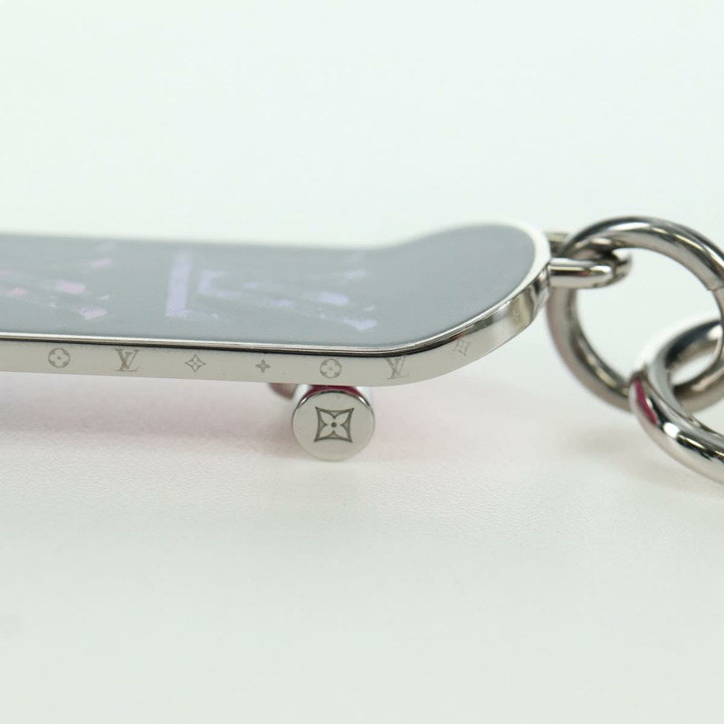 【日本直送】路易威登 Bijoux Sac Skate Board Charm 金屬銀色 MP3269 Auth 168252M-18