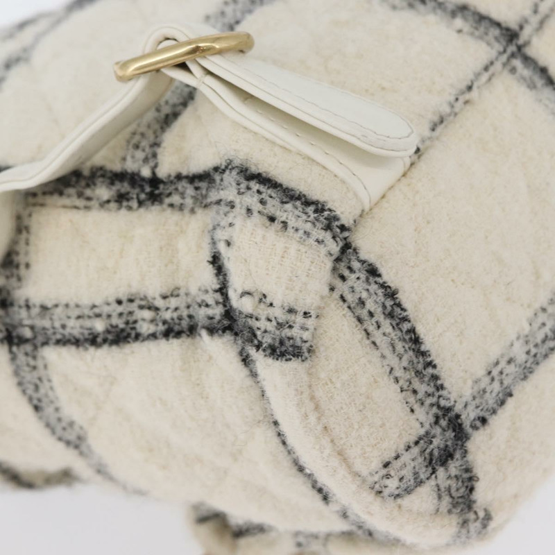 【日本直送】香奈兒 (CHANEL) Matelasse 鏈條雙肩包，斜紋軟呢布料，白色，金色雙C標誌，貨號 172472SM-16