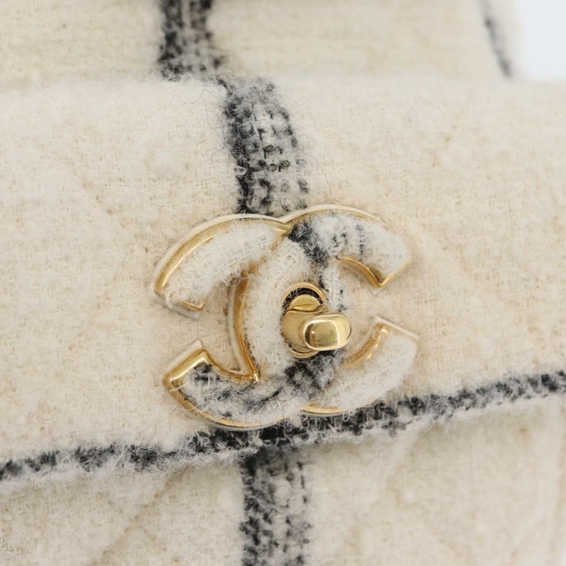 【日本直送】香奈兒 (CHANEL) Matelasse 鏈條雙肩包，斜紋軟呢布料，白色，金色雙C標誌，貨號 172472SM-18