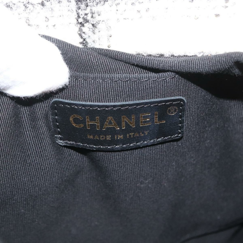 【日本直送】香奈兒 (CHANEL) Matelasse 鏈條雙肩包，斜紋軟呢布料，白色，金色雙C標誌，貨號 172472SM-23