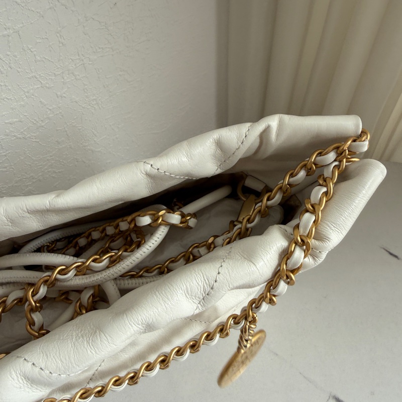 Chanel mini22bag 白色超有氣質 很新 很甜-3