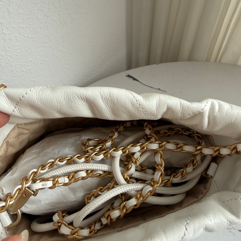 Chanel mini22bag 白色超有氣質 很新 很甜-7