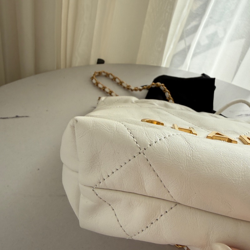 Chanel mini22bag 白色超有氣質 很新 很甜-12