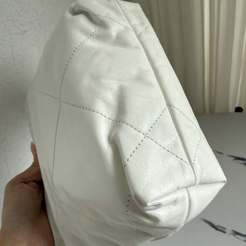 Chanel mini22bag 白色超有氣質 很新 很甜-15