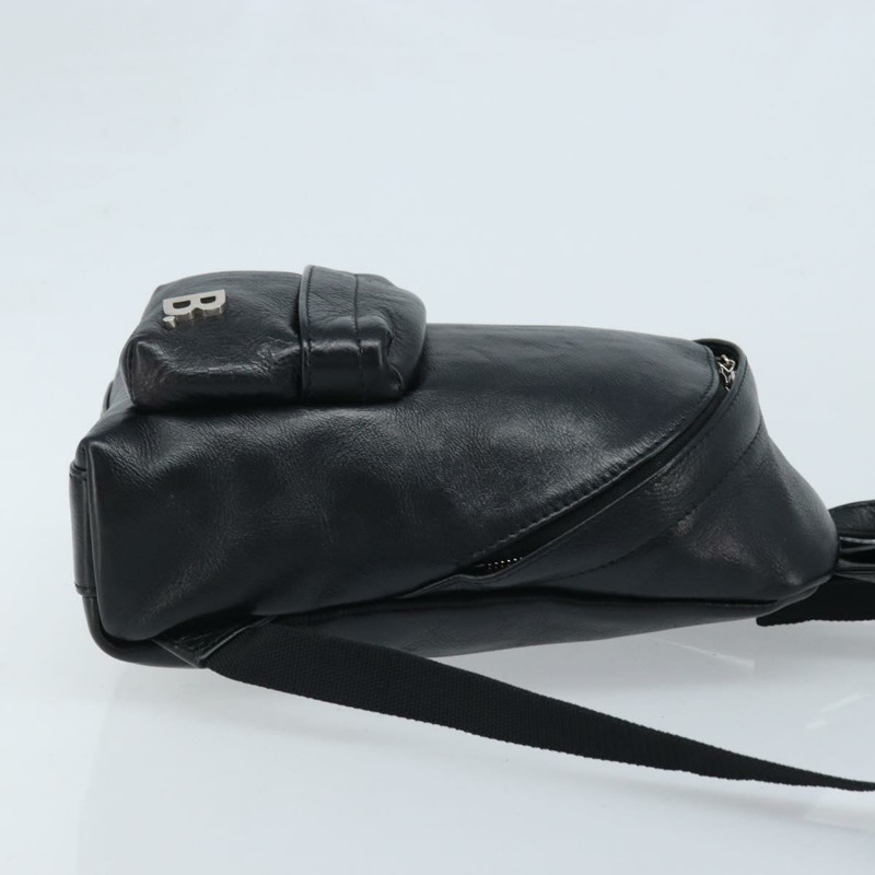 【日本直送】BALENCIAGA 黑色銀色皮革雙肩包 580026 正品 174080A-2