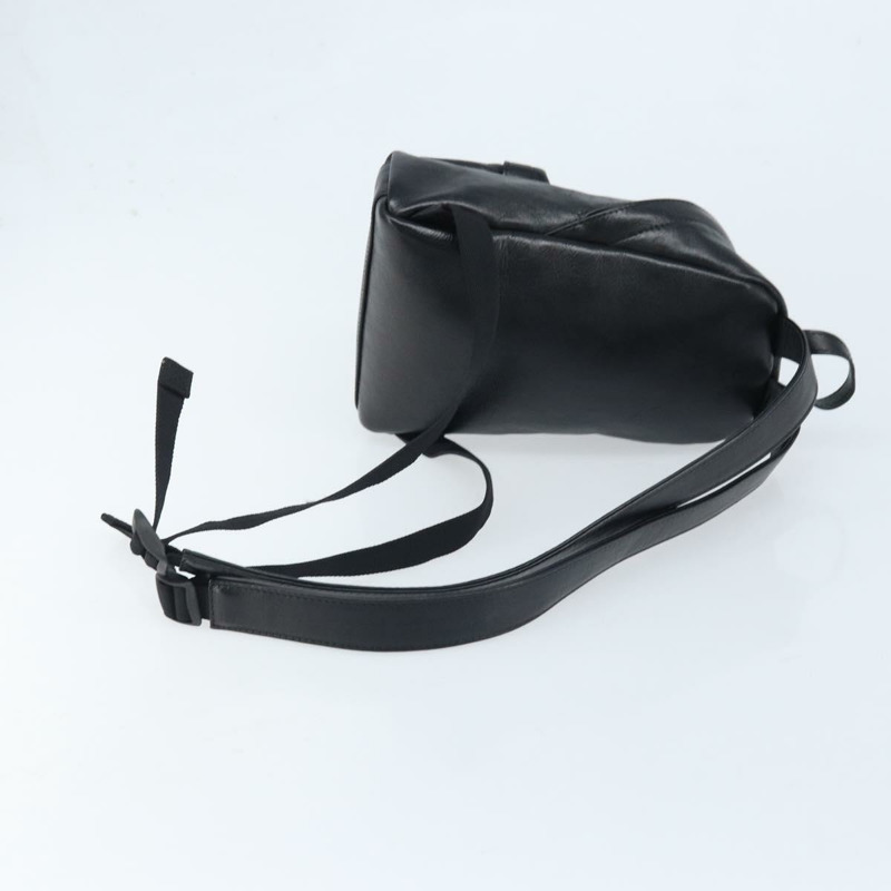 【日本直送】BALENCIAGA 黑色銀色皮革雙肩包 580026 正品 174080A-7