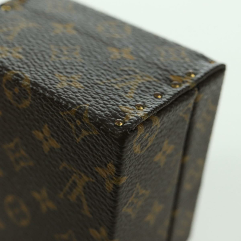 【日本直送】路易威登 Monogram Eccrine Declaration 珠寶盒 M21010 LV Auth LNZ845V-15