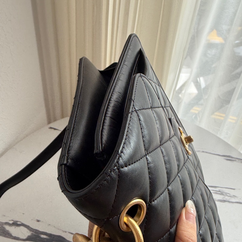 Chanel 23S牛皮後背包 超級無敵好看👀-19