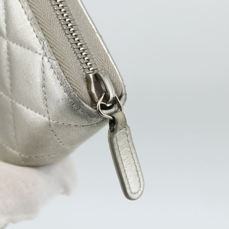 【日本直送】香奈兒 (CHANEL) 絎縫長款錢包，羊皮材質，銀色，CC標誌，LNZ865A-16