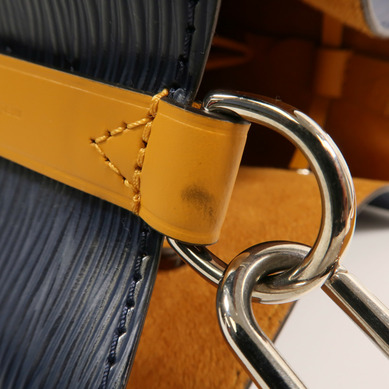 LOUIS VUITTON Epi Neo Noe BB銀扣手挽肩背兩用袋-17