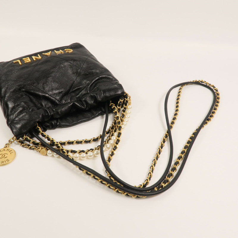 CHANEL 牛皮皮革Chanel 22 Mini With Pearl金扣手挽肩背兩用袋-7