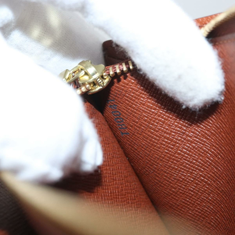 【日本直送】路易威登 Graffiti Porte Monnaie 信用錢包 卡其色 M92188 正品 BSZ567V-10