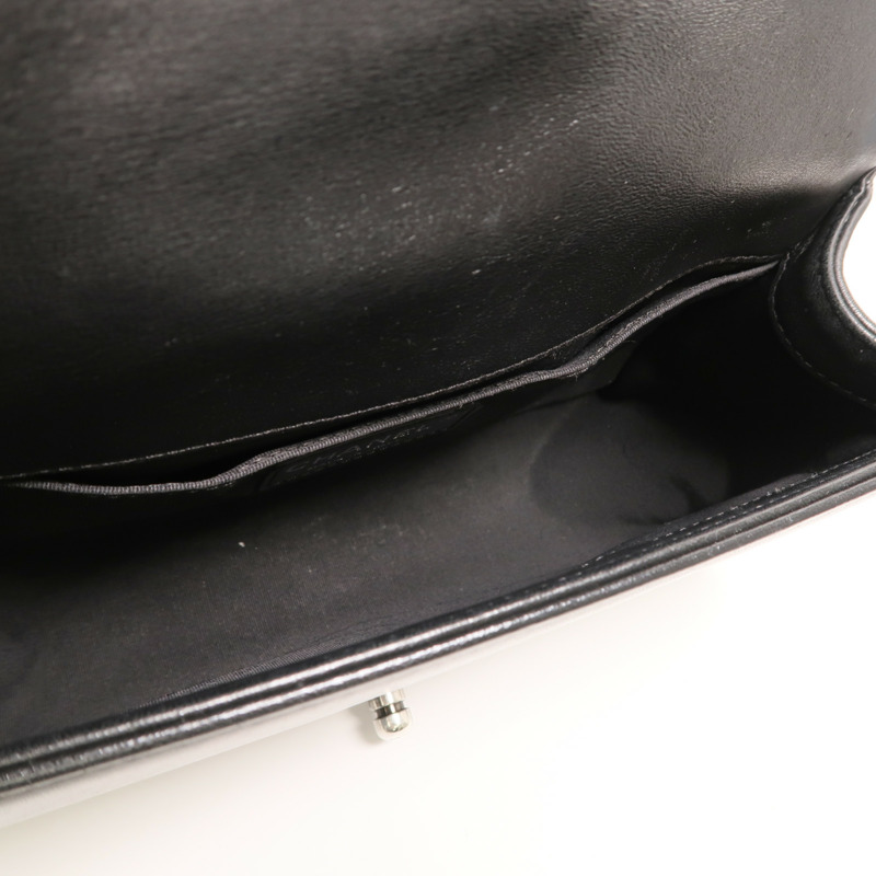 CHANEL 羊皮皮革Boy 25鏈帶肩背袋-4