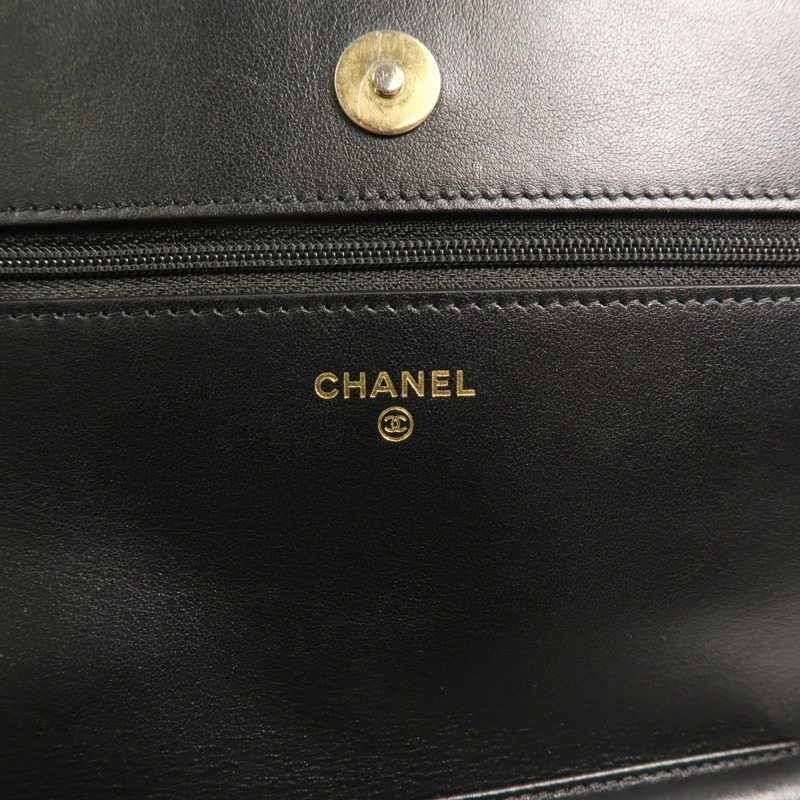 CHANEL 牛皮皮革Boy Wallet On Chain鏈帶肩背袋-5