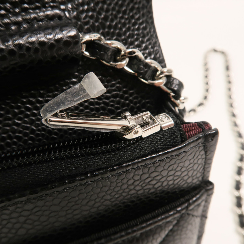 CHANEL 牛皮皮革WOC Wallet On Chain鏈帶肩背袋-16