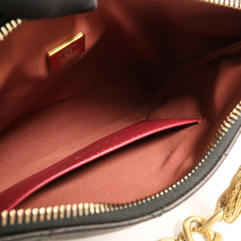 CHANEL 羊皮皮革Hobo鏈帶肩背袋-4