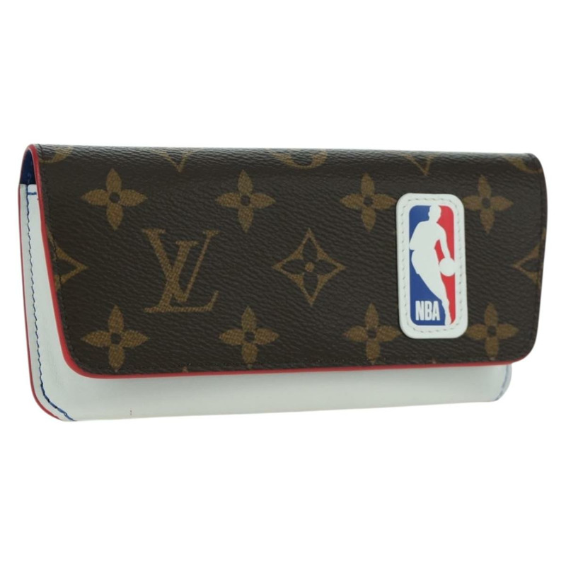 【日本直送】路易威登 Monogram NBA Etui Lunette Woody 眼鏡盒 GI0561 Auth AMZ110M-0