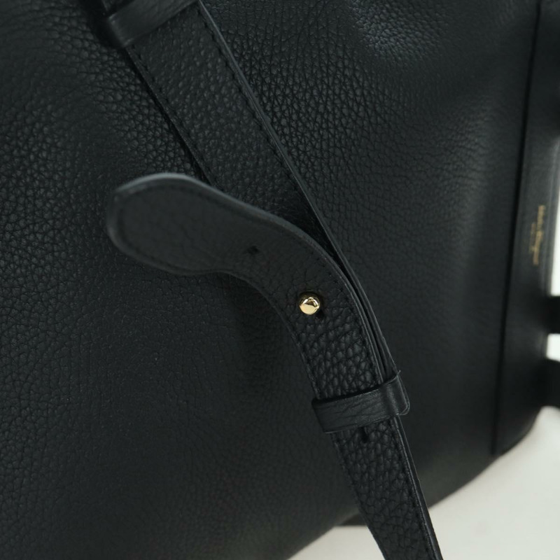 【日本直送】Salvatore Ferragamo Gancini 黑色金色皮革雙肩包 Auth AMZ437V-8