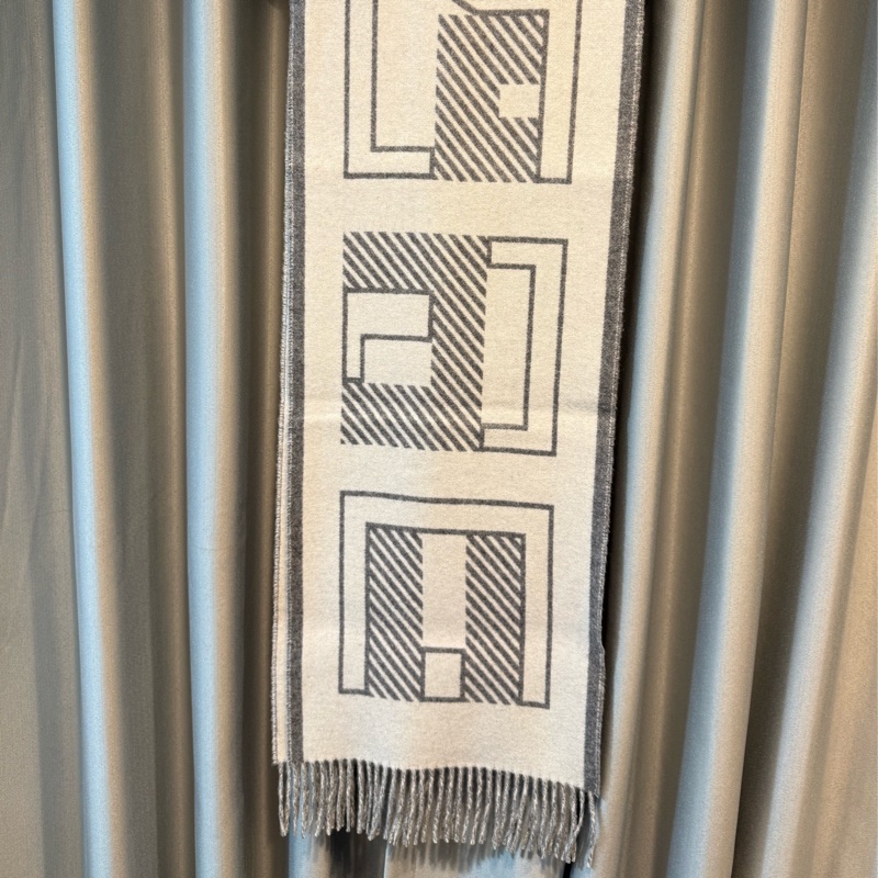 Hermes 雙面羊絨圍巾-5