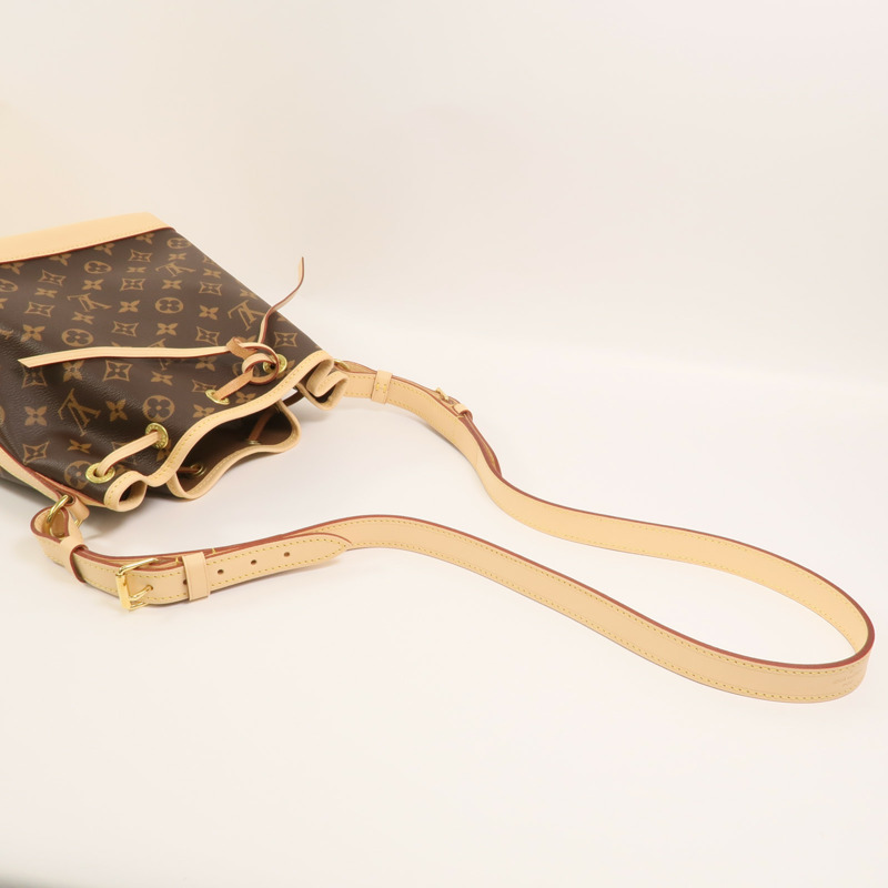 LOUIS VUITTON Monogram Noe BB肩背袋-7