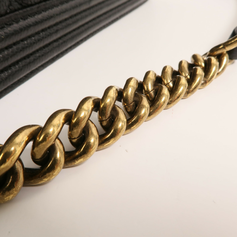 CHANEL 牛皮皮革Boy 25鏈帶手挽肩背兩用袋-16