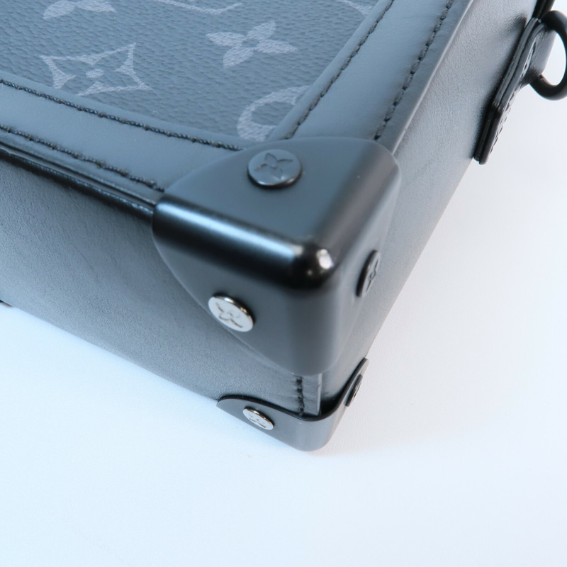LOUIS VUITTON Monogram Eclipse Vertical Trunk肩背袋-10