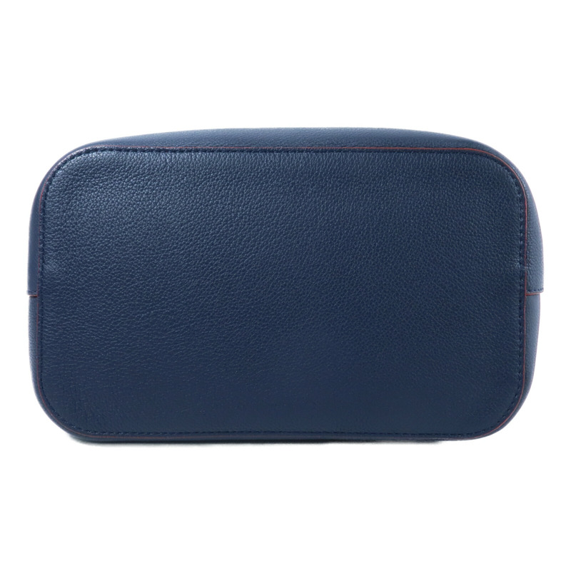 LOUIS VUITTON 牛皮皮革Lockme Bucket肩背袋-3