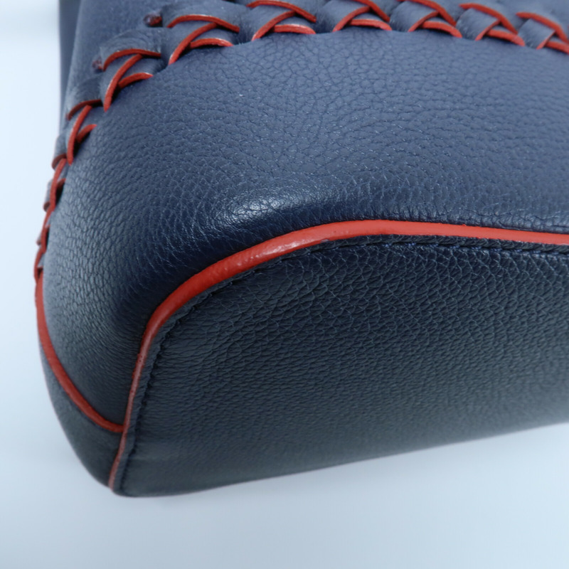 LOUIS VUITTON 牛皮皮革Lockme Bucket肩背袋-12