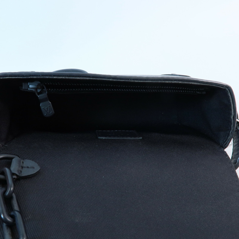 LOUIS VUITTON Monogram Eclipse Steamer Wearable Wallet肩背袋-4