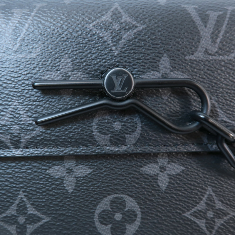 LOUIS VUITTON Monogram Eclipse Steamer Wearable Wallet肩背袋-6