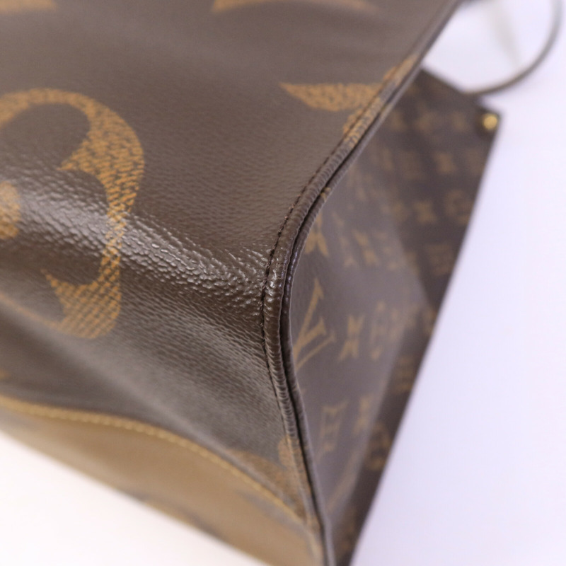 LOUIS VUITTON Monogram Giant OnTheGo GM金扣手挽肩背兩用袋-10