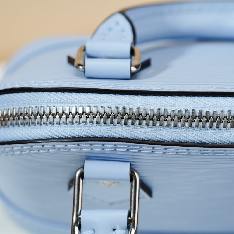 芯片款 路易威登/Louis Vuitton 水波紋Alma Nano貝殼包-12