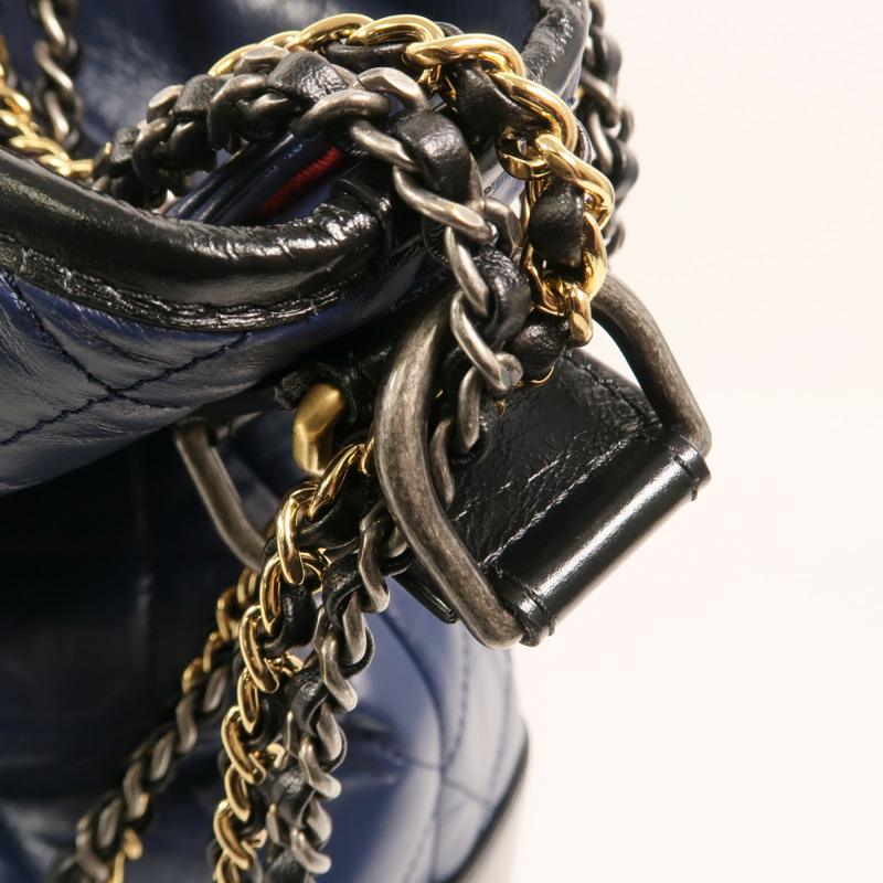 CHANEL 羊皮皮革Gabrielle Large鏈帶肩背袋-17