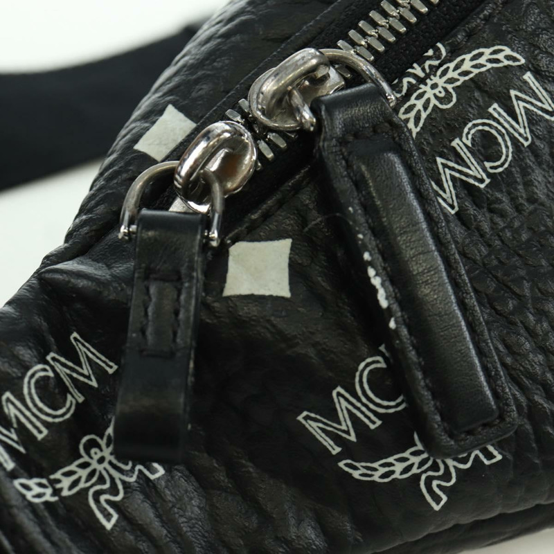【日本直送】MCM Vicetos Logoogram 皮革斜背包 黑色 銀色 Auth mr2198V-8